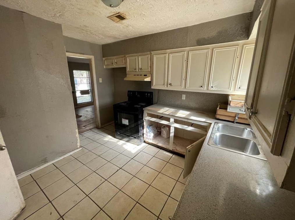 5342 Dewberry St, Houston TX  77021-3745 exterior