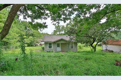 419 Center Street, Livingston, TX 77351 - Photo 1