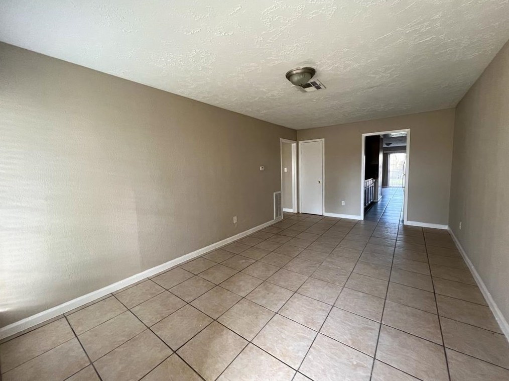 6736 W Fuqua Dr, Missouri City, TX 77489
