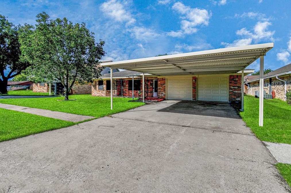 2518 Tyler Ln, Deer Park, TX 77536