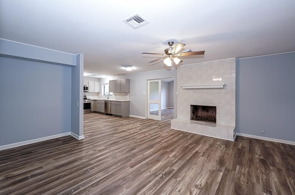 8006 Triola Ln, Houston TX  77036-6460 exterior