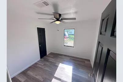 114 W Alfred Street, El Campo, TX 77437 - Photo 14