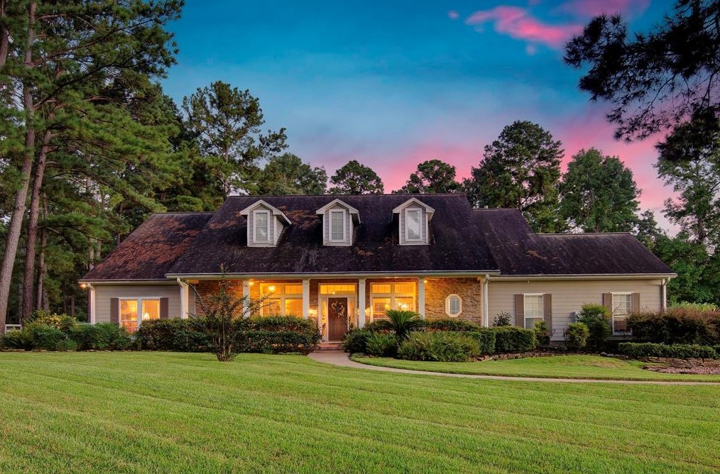 29919 Edgewater Dr, Magnolia, TX 77354-6242