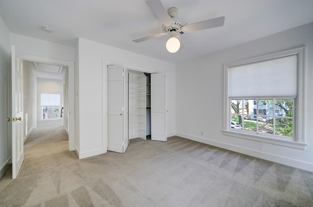 2407 Dryden Rd, Houston TX 77030-1001 exterior