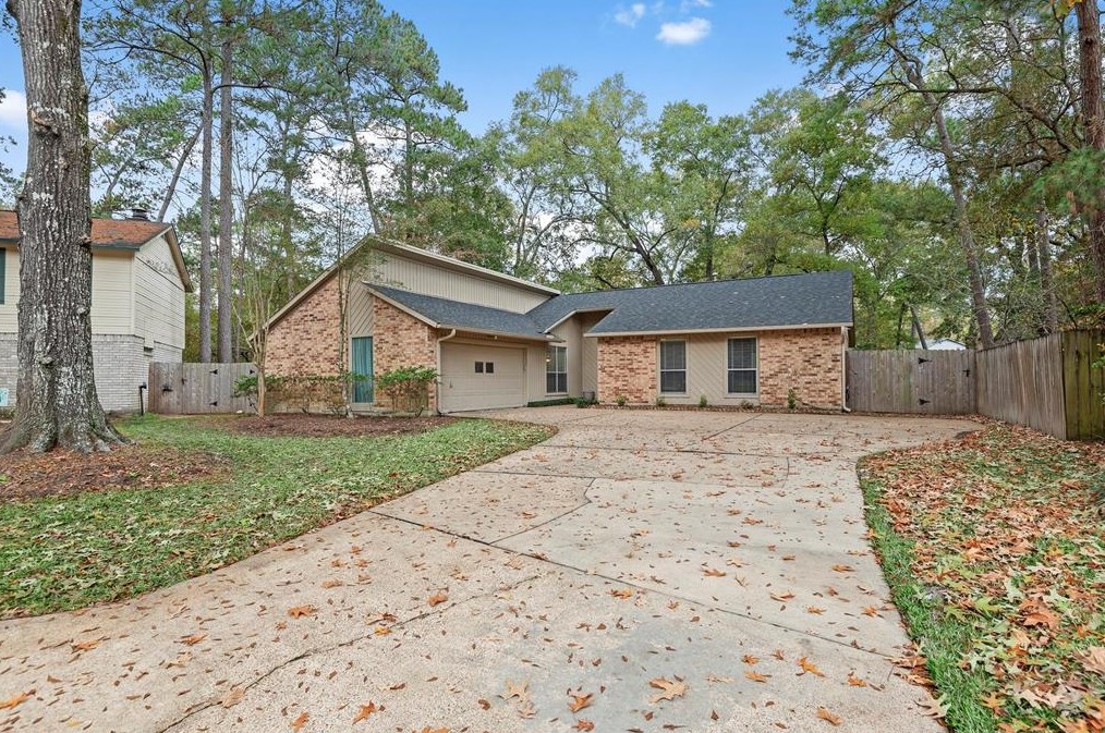 3707 Clear Falls Dr, Humble, TX 77339