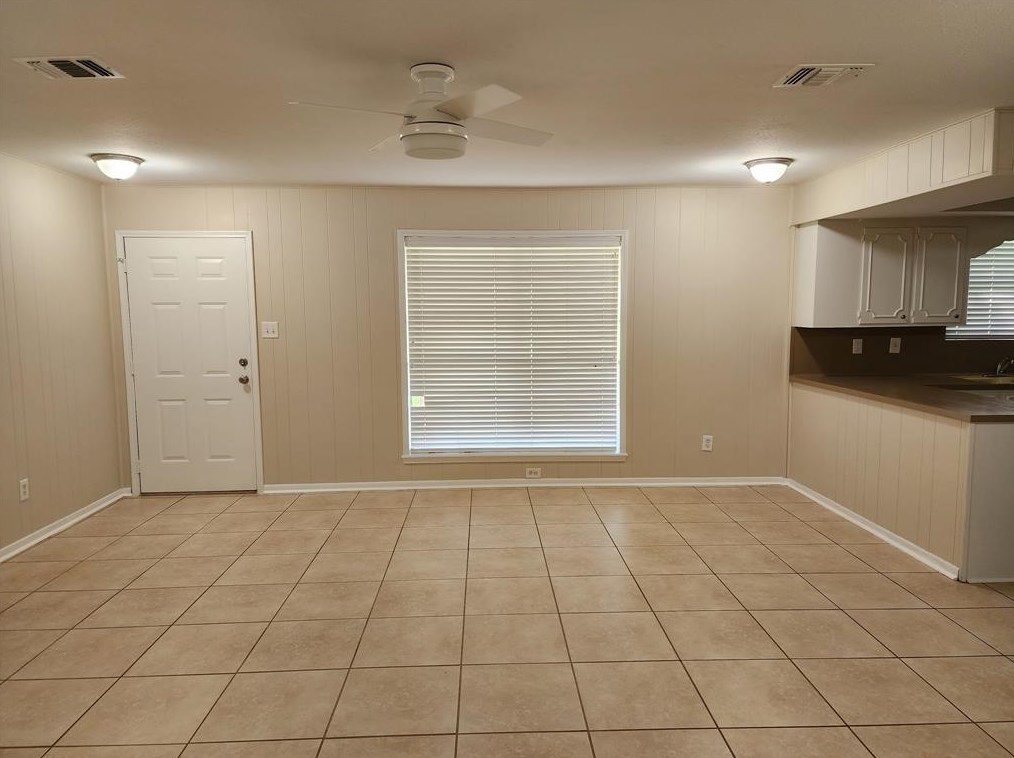 713 Clubside Dr, Tavener TX  77435-9473 exterior