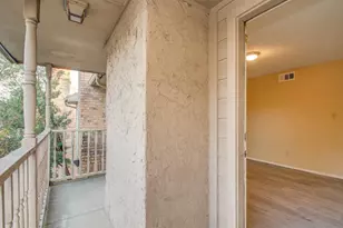 10615 Briar Forest, Houston, TX 77042 - Photo 18