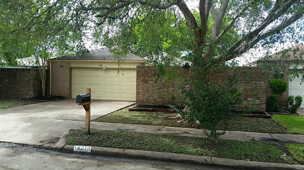 16210 Olive Glen Dr, Houston, TX 77082