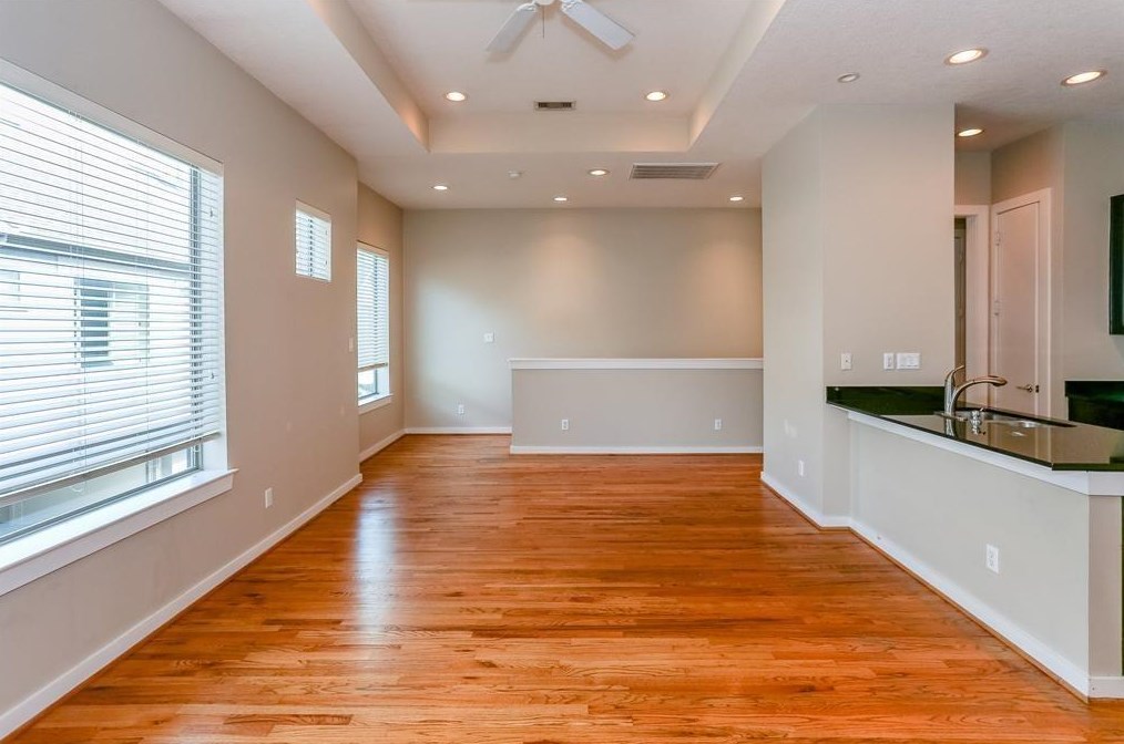 4030 Center St, Houston TX  77007-5610 exterior