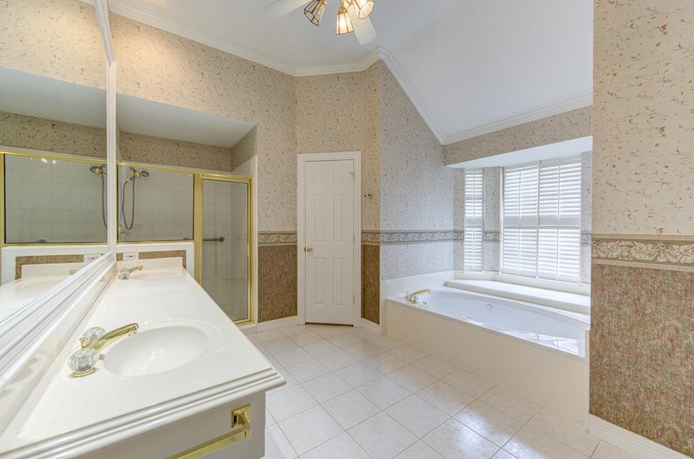 3502 Clover Vly Dr, Humble TX 77345-3018 exterior