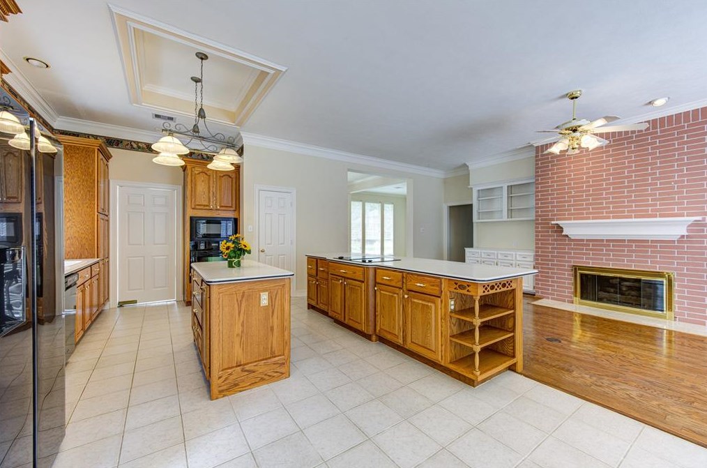 3502 Clover Vly Dr, Humble TX 77345-3018 exterior