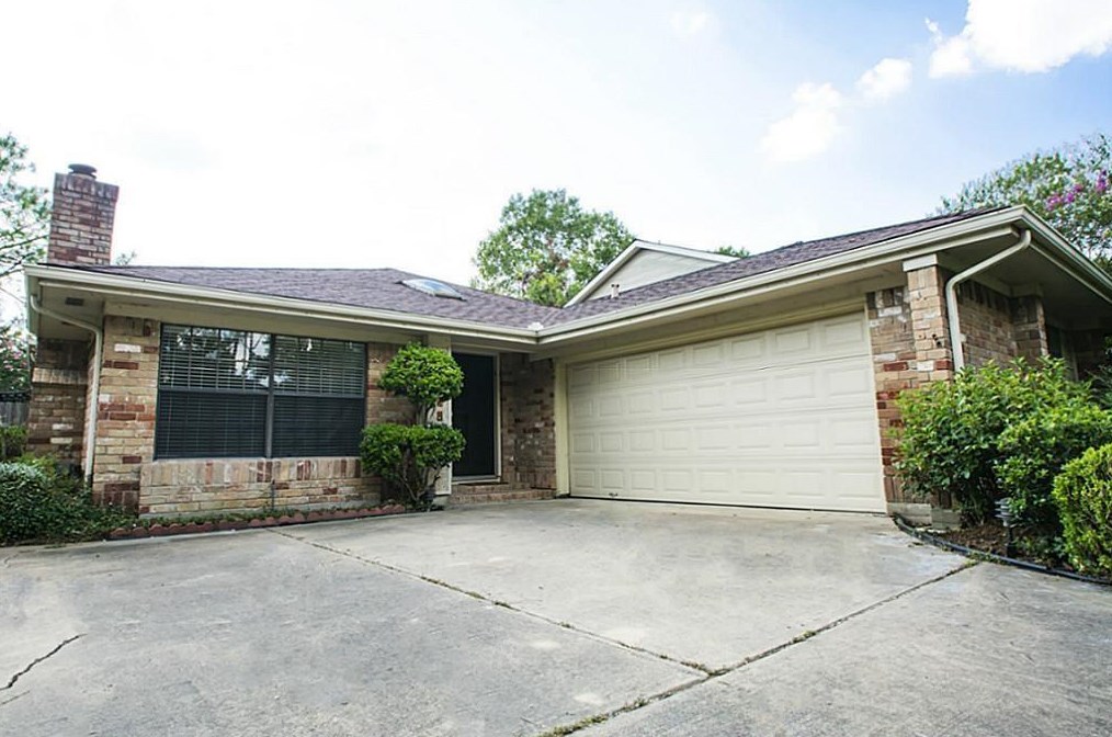 1618 Westhurst Ln, Houston, TX 77077