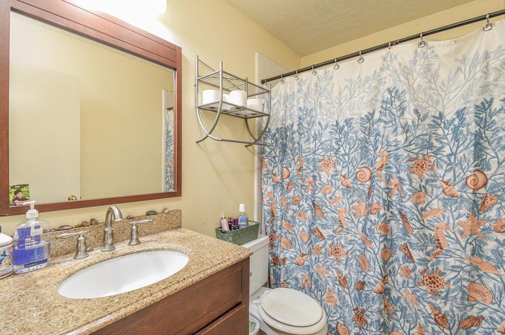8503 Majesticbrook Dr, Houston TX  77095-3066 exterior