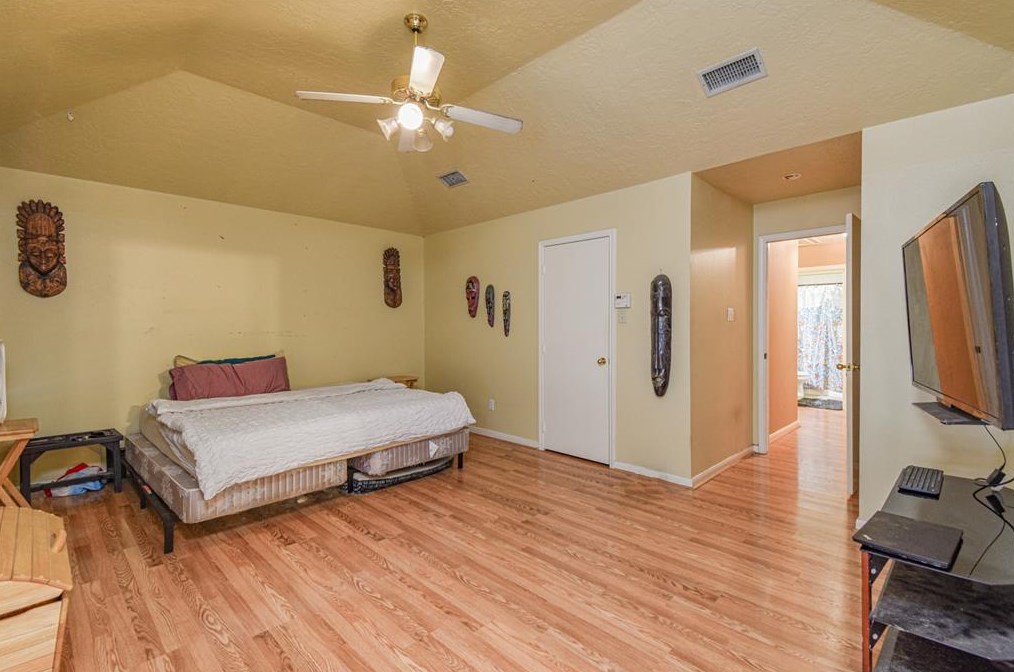 8503 Majesticbrook Dr, Houston TX  77095-3066 exterior
