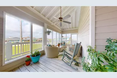 985 Sue Drive, Crystal Beach, TX 77650 - Photo 36
