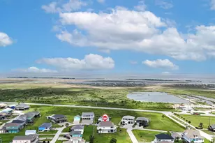 985 Sue Dr, Crystal Beach, TX 77650 - Photo 46