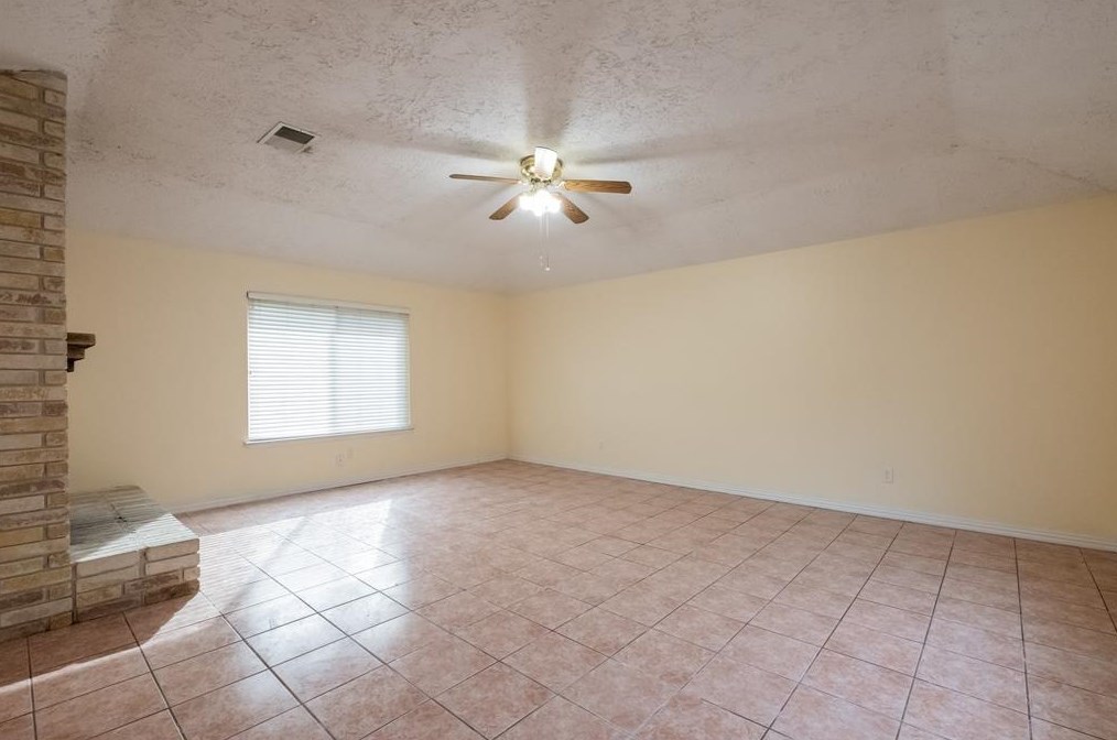 17230 Forelock Way, Crosby TX  77532-4018 exterior