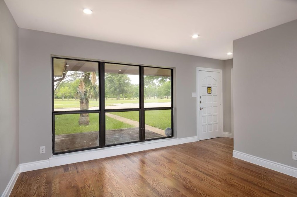4266 T C Jester Blvd, Houston, TX 77018
