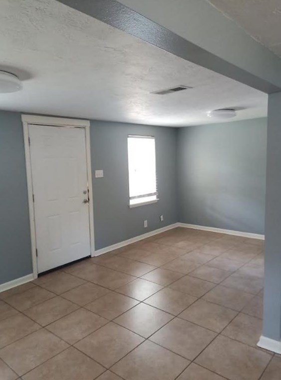 171 Bayberry Dr, Livingston, TX 77351