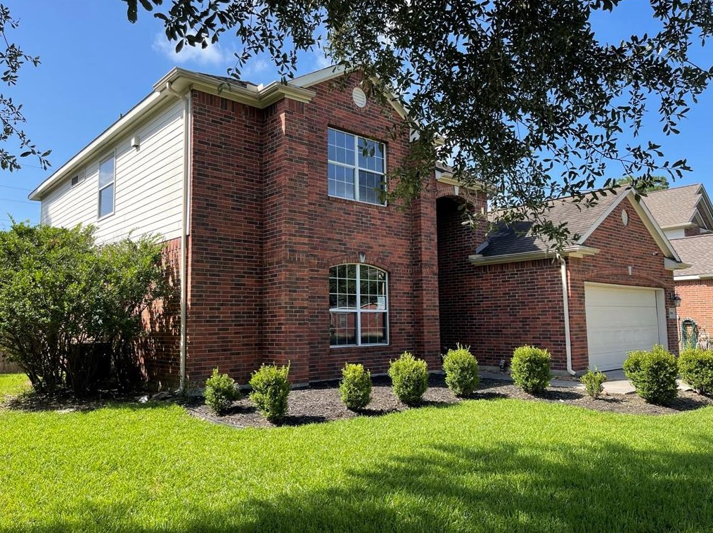 2314 Two Trail Dr, Spring, TX 77373-7607