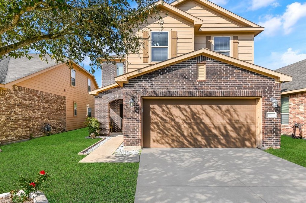 9307 Fuqua Ridge Ln, Houston, TX 77075