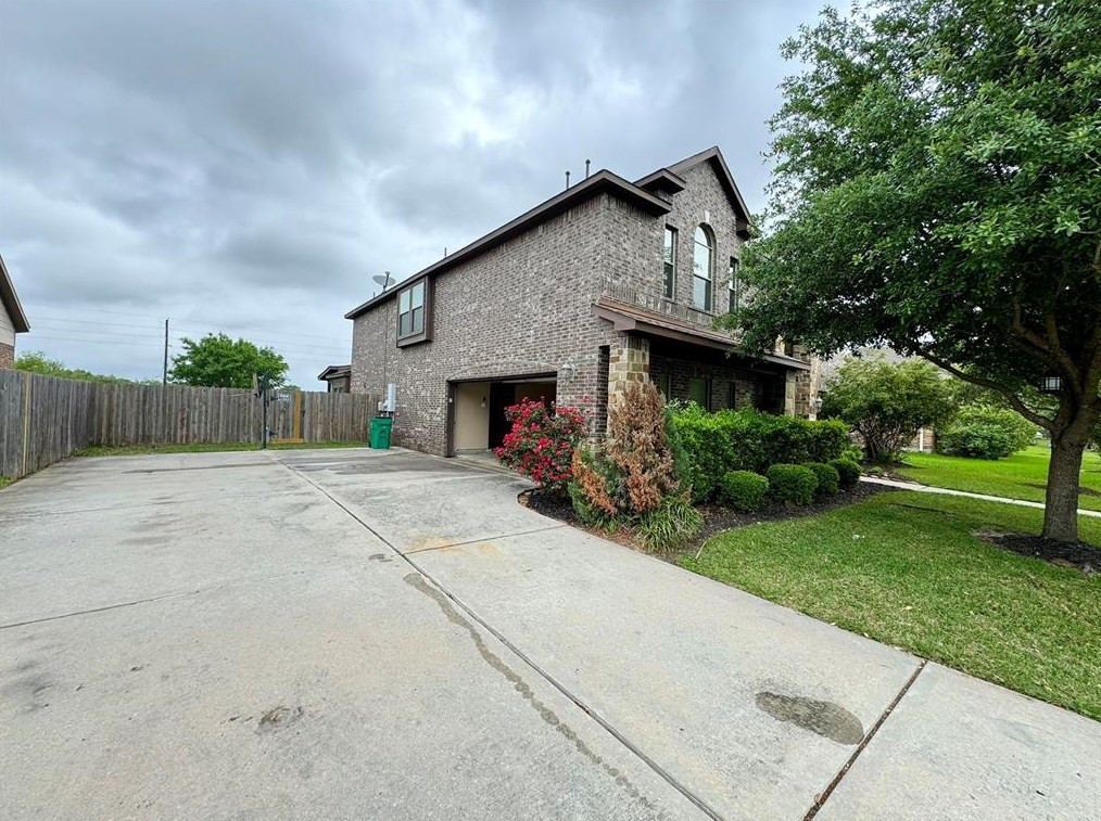 21814 W Firemist Ct, Cypress, TX 77433