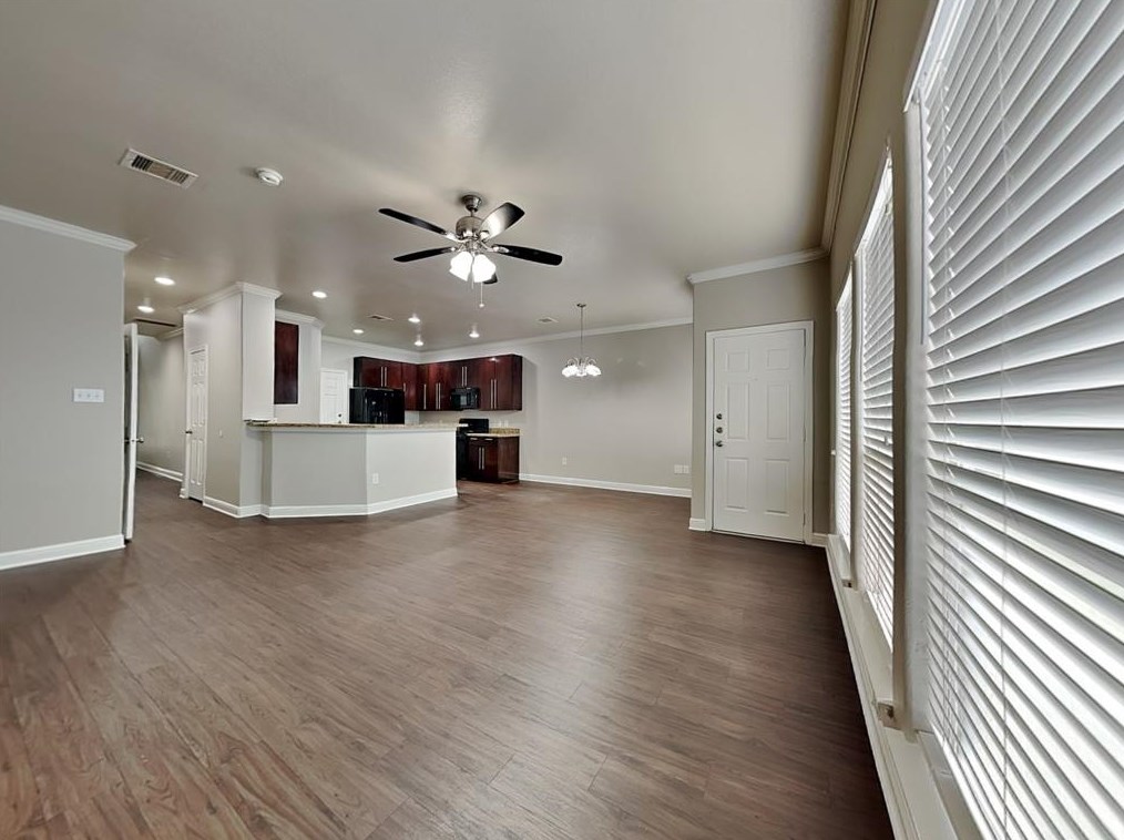 4218 Maggie St, Houston, TX 77051