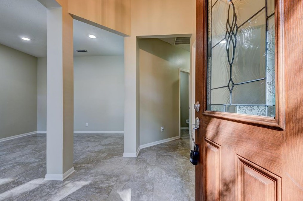 11 Endor Forest Pl, Spring, TX 77382