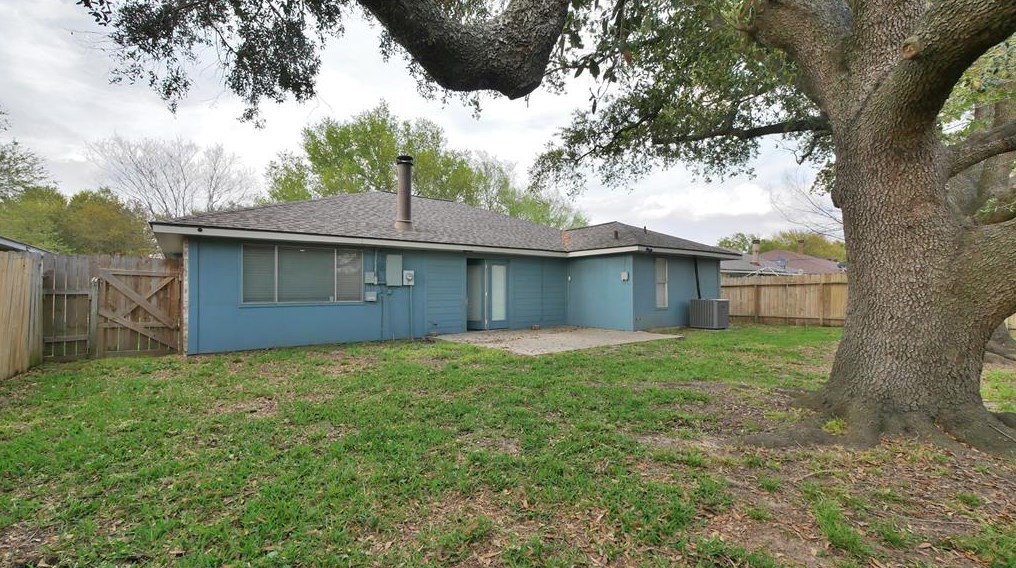 19447 Spanish Needle Dr, Houston TX  77084-4347 exterior
