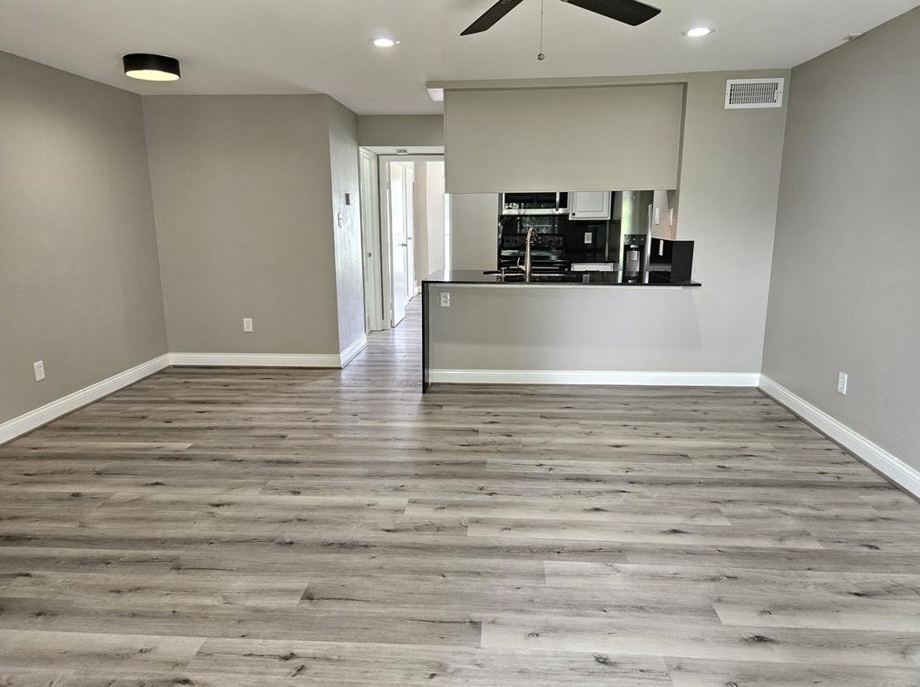 18617 Egret Bay Blvd Apt 507, Houston, TX 77058