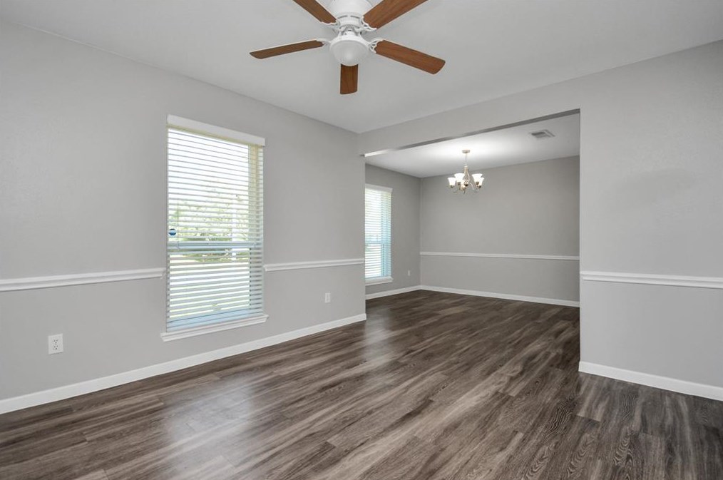 16103 Alta Mesa Dr, Houston TX 77083-1105 exterior