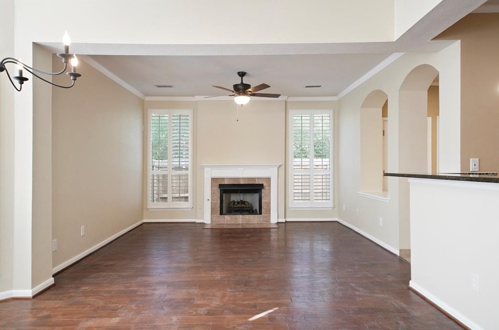 87 Spiral Vine Cir, Spring TX  77381-3745 exterior