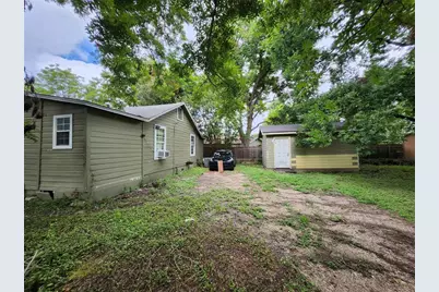 4810 Alf Avenue, Austin, TX 78721 - Photo 6