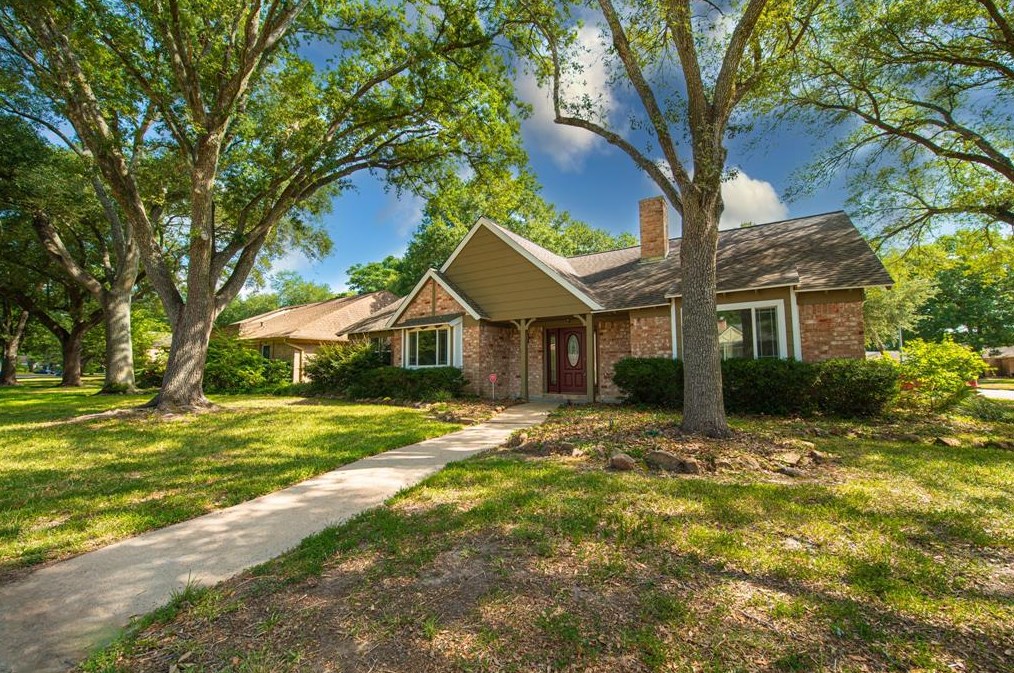 15802 Tumbling Rapids Dr, Houston, TX 77084-3651