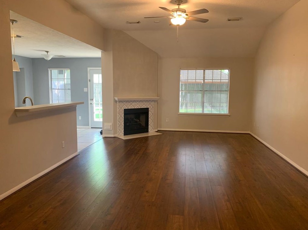 2209 Castle Dr, League City, TX 77573
