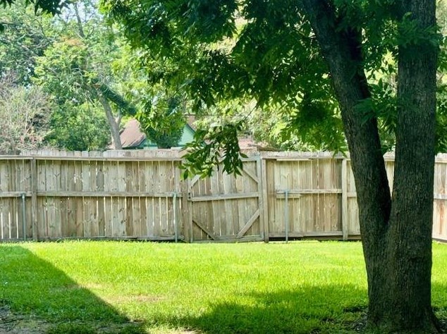 122 N Iowa Ave #6, League City, TX 77573