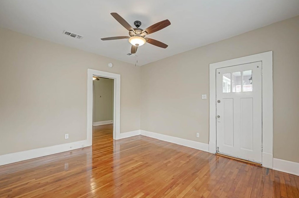 714 Silver St, Houston, TX 77007
