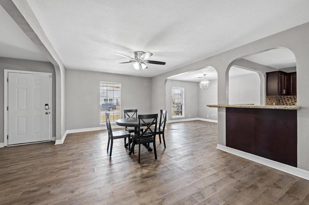 47 Adler Cir, Galveston, TX 77551