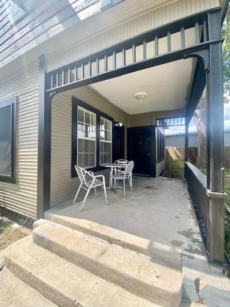 1406 Elliott St #2, Houston, TX 77023