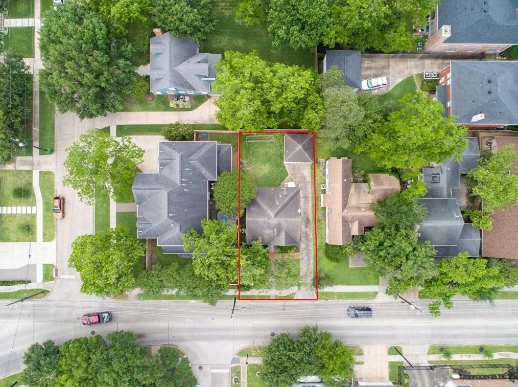 6614 Weslayan, Houston TX  77005-1047 exterior