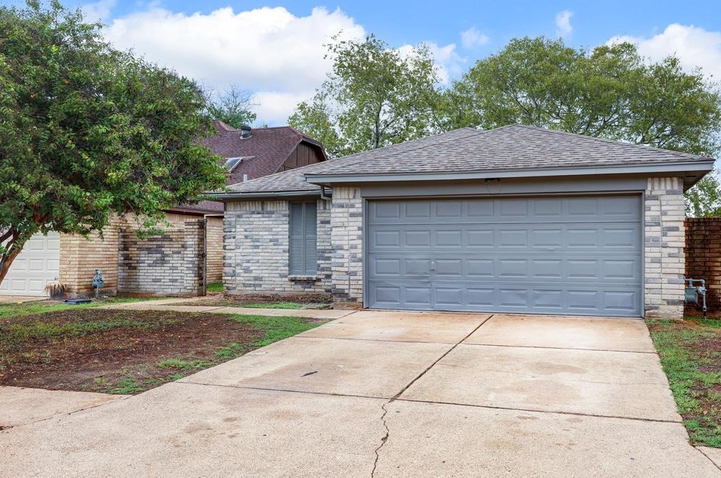 10730 Staghill Dr, Houston, TX 77064-4018