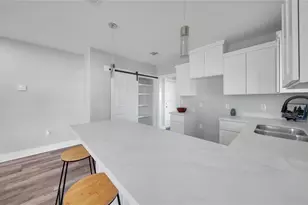 207 E Gulf St, Baytown, TX 77520 - Photo 6