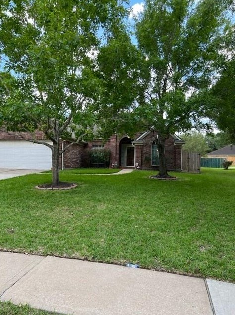 17807 Meadowcreek Trl, Richmond, TX 77407