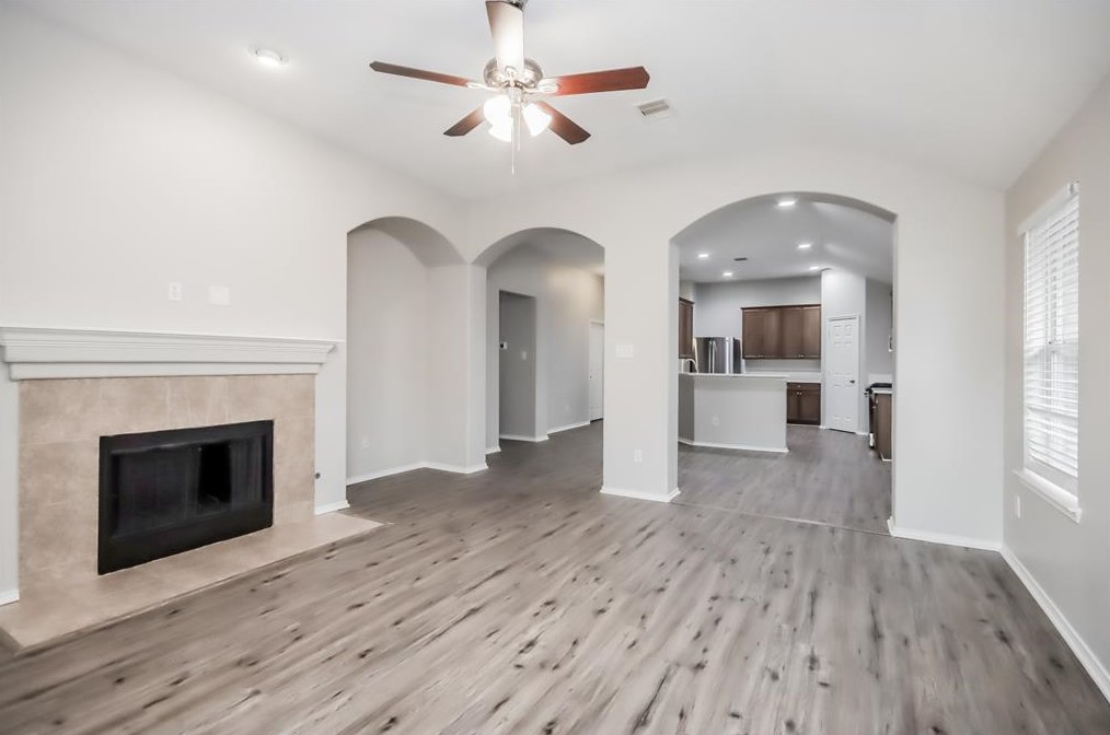 1919 Treasure Mountain Dr, Spring TX  77388-4753 exterior