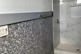 301 Rd 5232, Cleveland, TX 77327 - Photo 16