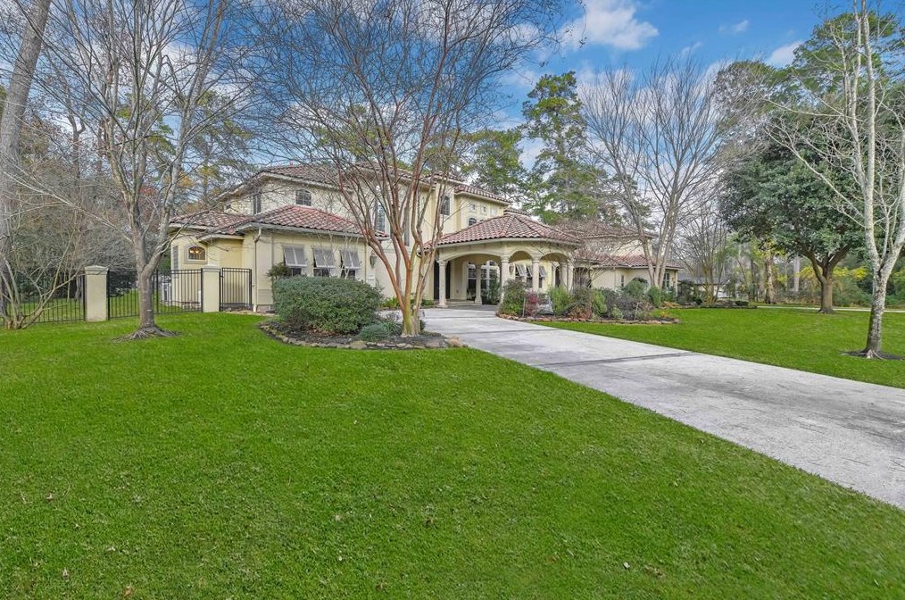 1511 Sycamore Ln, Humble, TX 77339