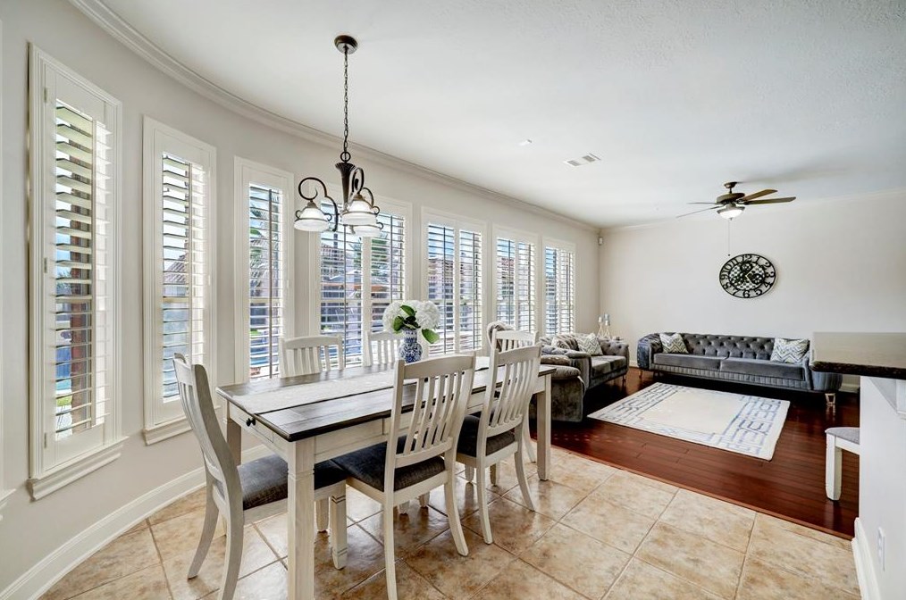 103 Trudeau Ln, Sugar Land TX 77498-6354 exterior