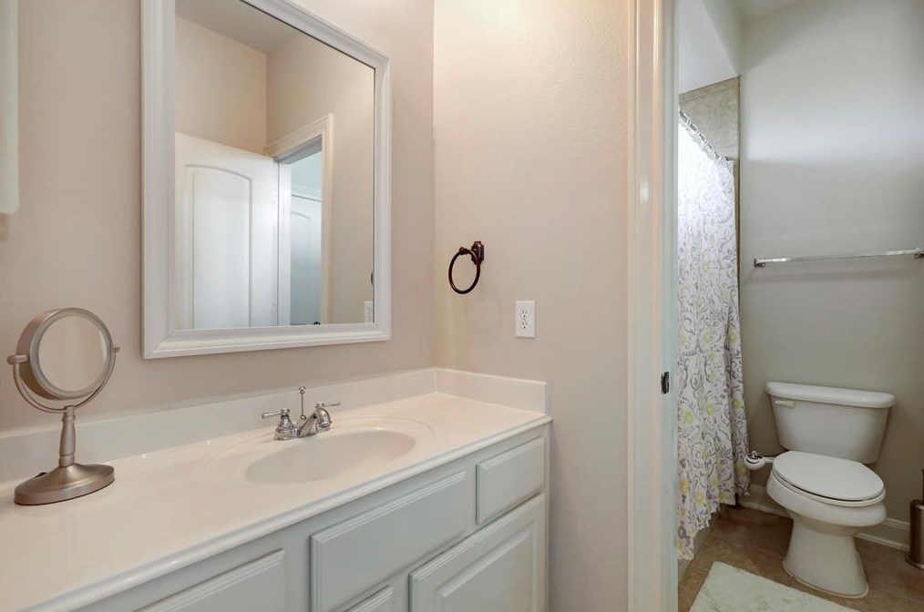 103 Trudeau Ln, Sugar Land TX 77498-6354 exterior