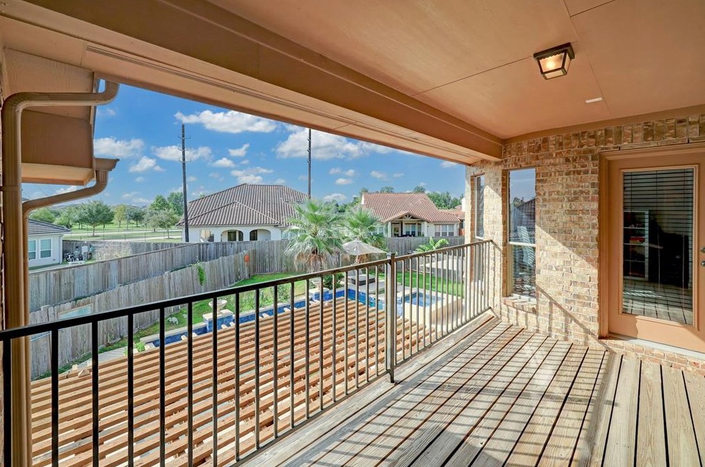 103 Trudeau Ln, Sugar Land TX 77498-6354 exterior