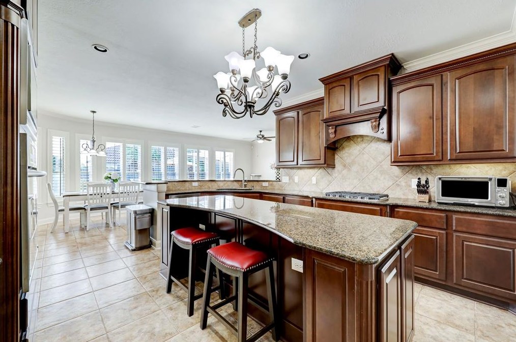 103 Trudeau Ln, Sugar Land TX 77498-6354 exterior